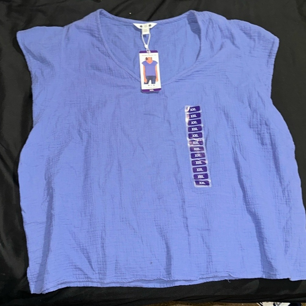 NWT Three Dots Double Gauze Top